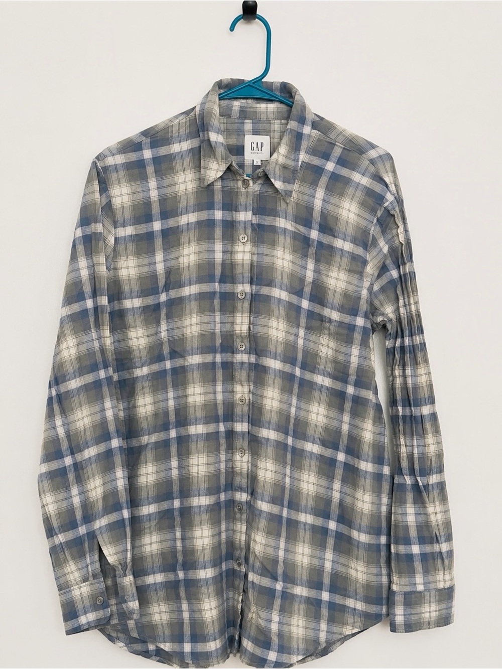 GAP Men's Blue and Gray Plaid Button-Down Shirt